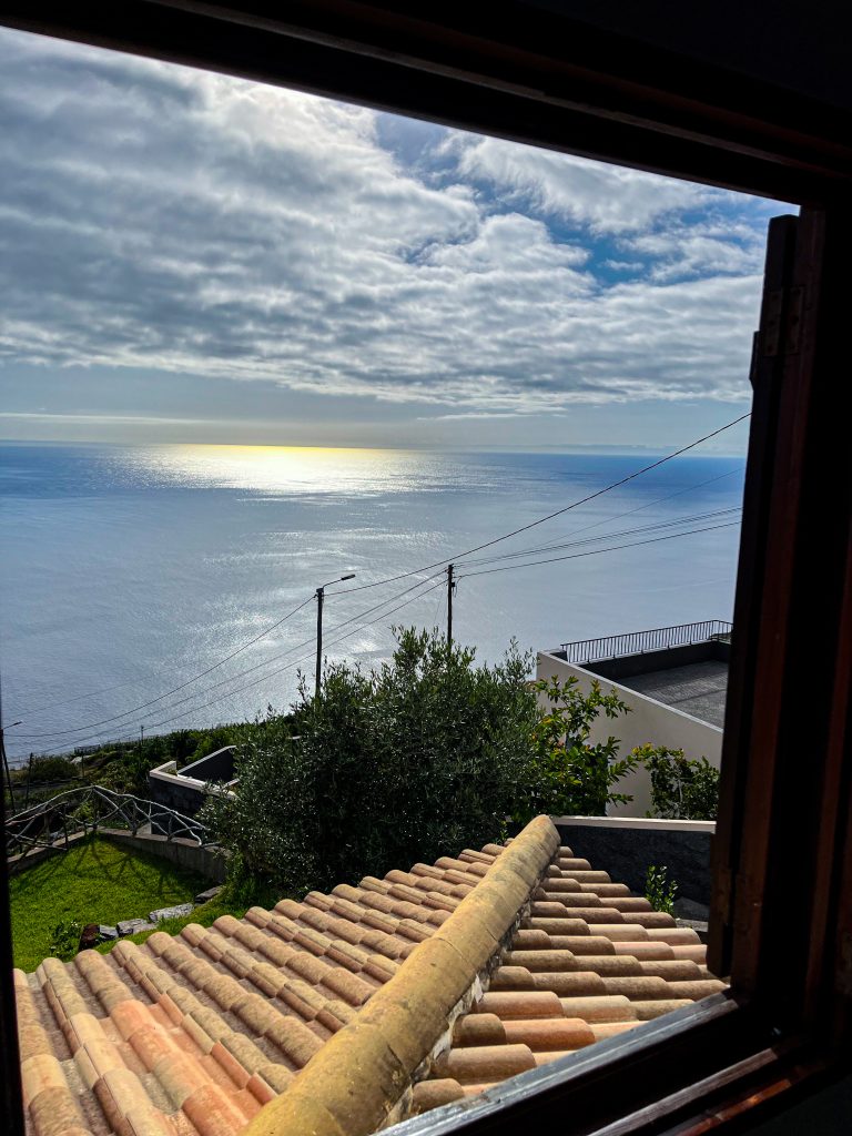 Cozy Seaview House — photo 5
