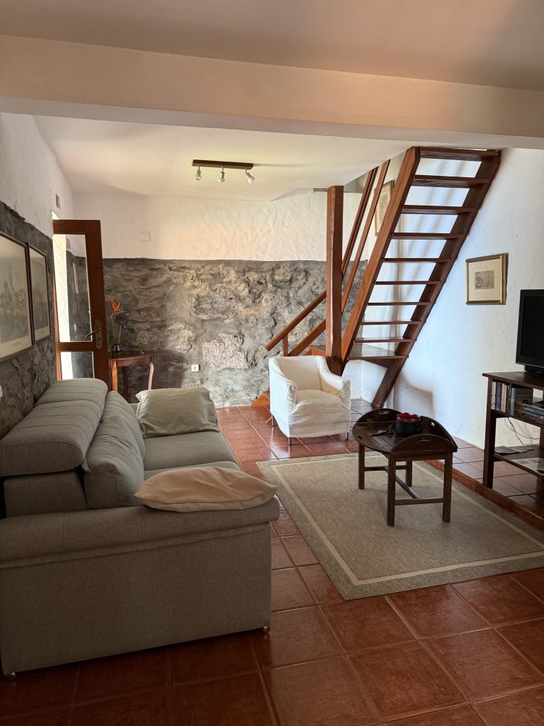 Cozy Seaview House — photo 7