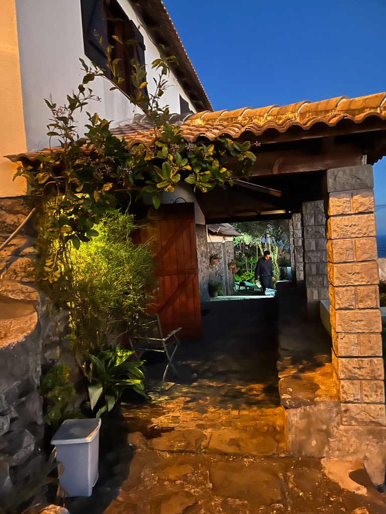 Cozy Seaview House — photo 4